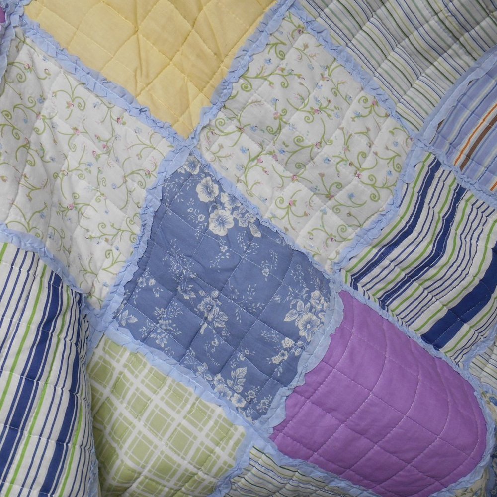 NWOT Pem-America 86" x 68" quilt bedspread